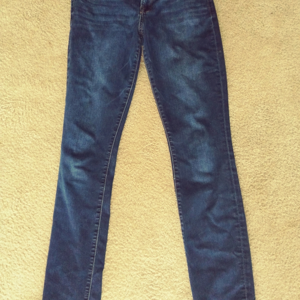 Lucky Lolita skinny jeans size 2/26 long. Dark denim.